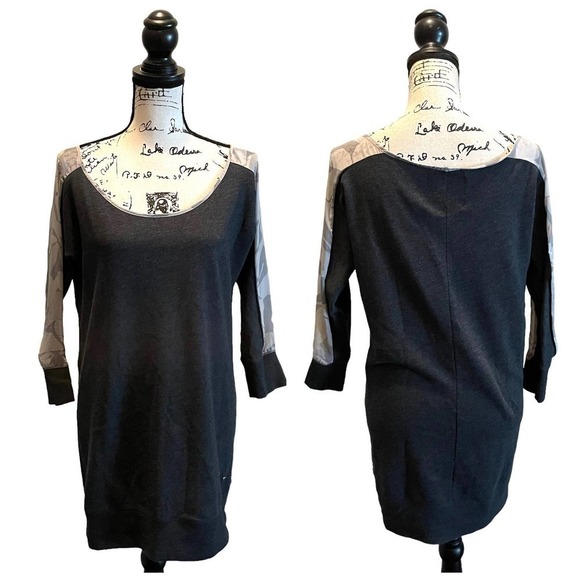 VS Victoria's Secret Tunic Sweatshirt Gray Medium Scoop Neck 3/4 Sleeve Camo - Picture 8 of 8